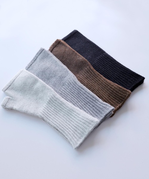 andme（アンドミー）の「ウール混アームウォーマー（アームカバー・レディース・グレー/ブラウン/ダークネイビー/オートミール・FREE）」の14枚目の写真