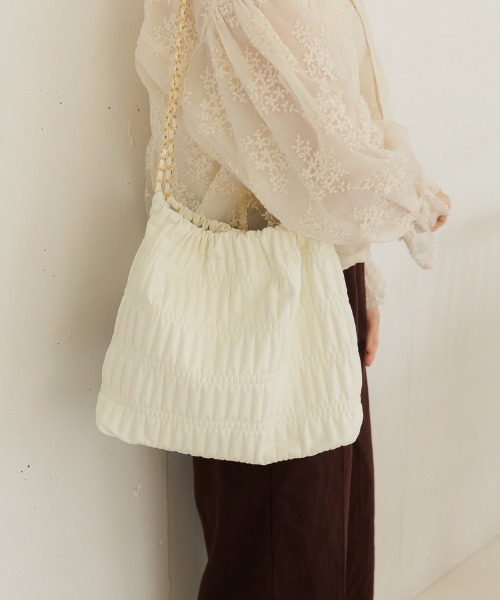 flower(フラワー)の「ブーケバルーンブラウス(シャツ/ブラウス・レディース・ベージュ/パープル/アイボリー・FREE)」の4枚目の写真