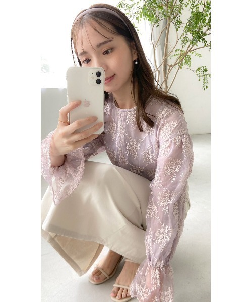 flower(フラワー)の「ブーケバルーンブラウス(シャツ/ブラウス・レディース・ベージュ/パープル/アイボリー・FREE)」の21枚目の写真