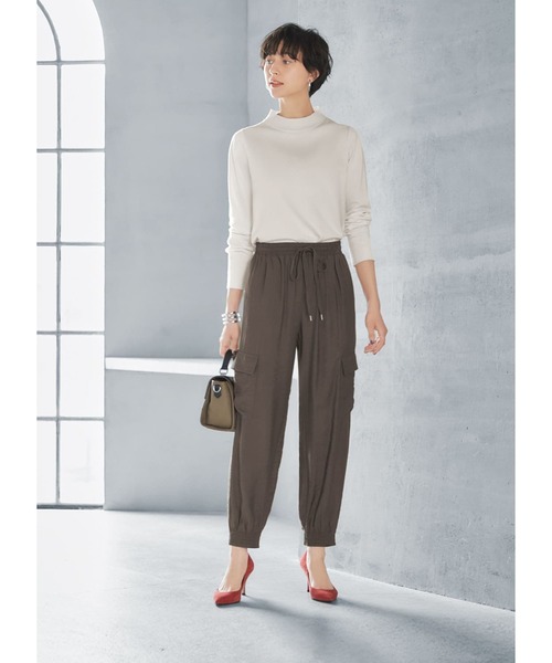 STYLE DELI(スタイルデリ)の「【ピッタリしない】長袖ハイネックニット(ニット/セーター・レディース・レッド系/ホワイト/ブラック・MEDIUM)」の17枚目の写真