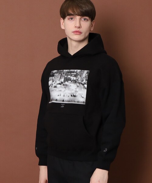 DRESSTERIOR（ドレステリア）の「◆櫻井貴史×DRESSTERIORコラボ フォトプリントフーディ（パーカー・メンズ・ホワイト/ブラック・90/91/92）」の6枚目の写真