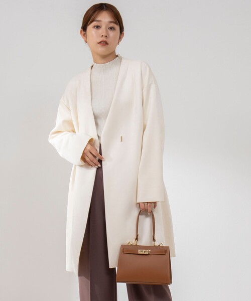 NOLLEY’S Sophi（ノーリーズソフィ）の「スエードダンボールVネックコート（ノーカラーコート・レディース・キナリ/グレイッシュブルー・36/38）」の6枚目の写真