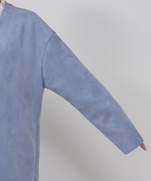 NOLLEY’S Sophi（ノーリーズソフィ）の「スエードダンボールVネックコート（ノーカラーコート・レディース・キナリ/グレイッシュブルー・36/38）」の19枚目の写真