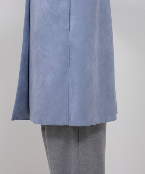 NOLLEY’S Sophi（ノーリーズソフィ）の「スエードダンボールVネックコート（ノーカラーコート・レディース・キナリ/グレイッシュブルー・36/38）」の22枚目の写真