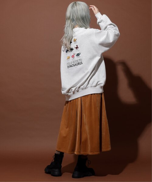 DOUBLE NAME（ダブルネーム）の「恐竜図鑑BACK刺しゅう裏毛プルオーバー/ユニセックス可（Tシャツ/カットソー・レディース・ブラック/オートミール/マスタード・FREE）」の16枚目の写真