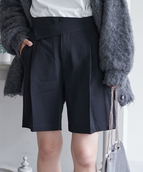 CIAOPANIC TYPY(チャオパニックティピー)の「【willow】ウエストデザインショートパンツ(その他パンツ・レディース・グレー/ブラック・ONE SIZE)」の2枚目の写真
