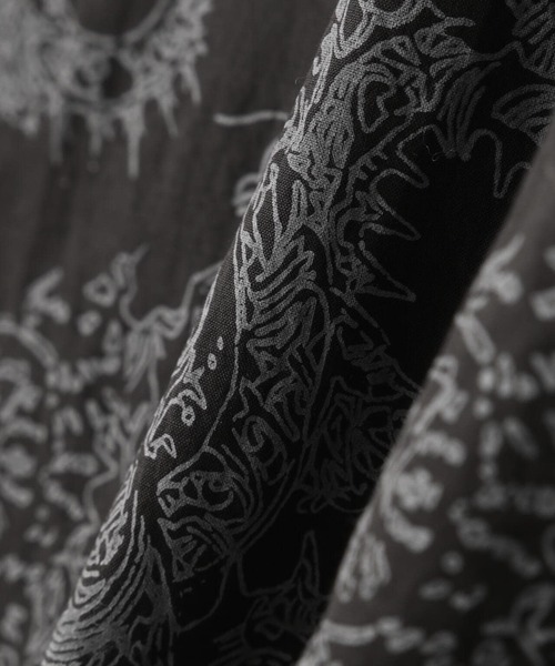 KMRii(ケムリ)の「KMRii/ケムリ/Magnolia Layered Shirt(シャツ/ブラウス・メンズ・ブラック/ホワイト・1/3/2)」の8枚目の写真