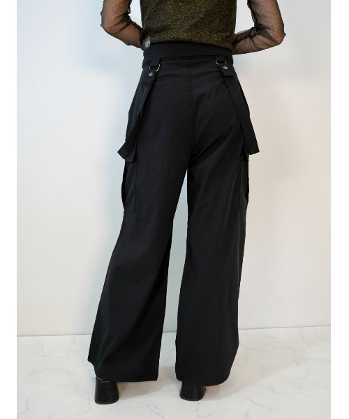 CECIL McBEE（セシルマクビー）の「サスペンダー付きナイロンカーゴ