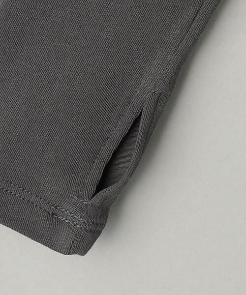 BEAUTY&YOUTH UNITED ARROWS（ビューティーアンドユースユナイテッドアローズ）の「コットンブレンド ベア天竺 オフショルダー カットソー（Tシャツ/カットソー・レディース・ダークグレー/クリーム/レッド・FREE）」の13枚目の写真