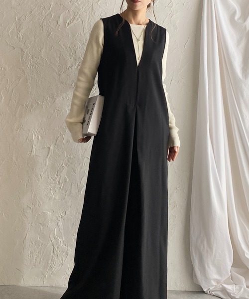 セール】深Vネックフロントタックノースリーブオールインワン