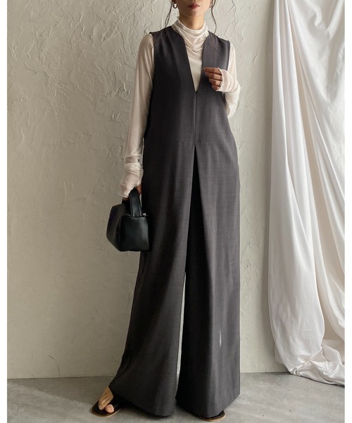 セール】深Vネックフロントタックノースリーブオールインワン