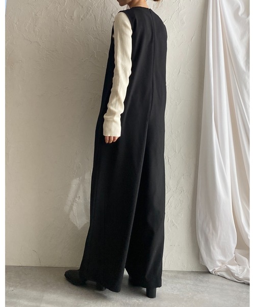 セール】深Vネックフロントタックノースリーブオールインワン