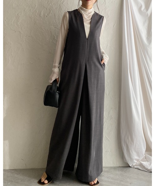 セール】深Vネックフロントタックノースリーブオールインワン