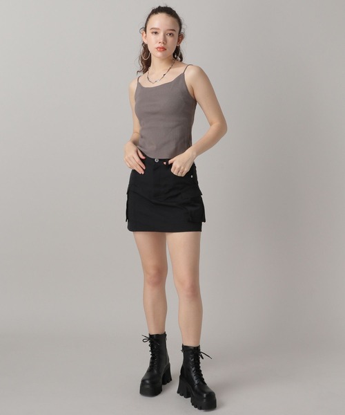 FOREVER 21（フォーエバー トゥエンティーワン）の「【2024SS】カップ付きリブキャミ（キャミソール・レディース・ホワイト/ブラウン/ブルー/ブラック・SMALL/MEDIUM/LARGE）」の21枚目の写真