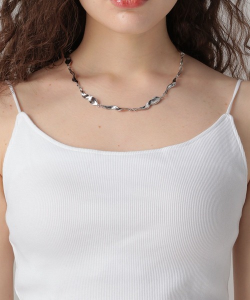 FOREVER 21（フォーエバー トゥエンティーワン）の「【2024SS】カップ付きリブキャミ（キャミソール・レディース・ホワイト/ブラウン/ブルー/ブラック・SMALL/MEDIUM/LARGE）」の15枚目の写真