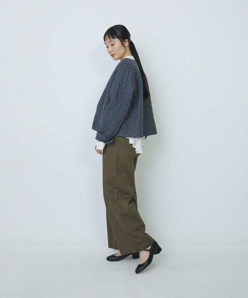 【新品・未使用】　LOISIR リネンキルティング風刺繍ノーカラージャケット リネンキルティング風刺繍ノーカラージャケット｜BIGI online