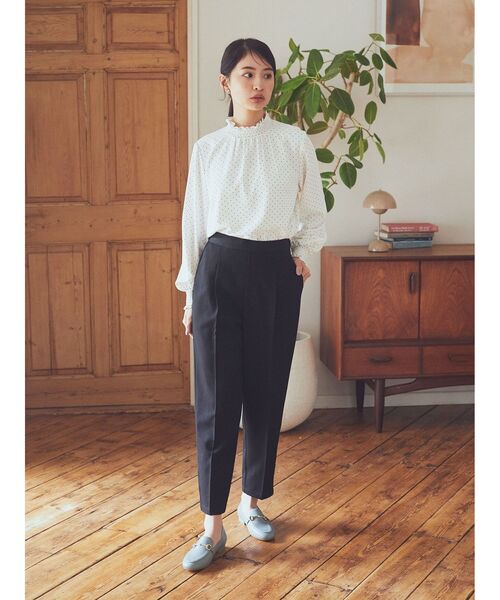 earth music&ecology（アースミュージックアンドエコロジー）の「シャーリングブラウス（シャツ/ブラウス・レディース・ライトピンク/サックスブルー/オフホワイト/ドット・FREE）」の8枚目の写真