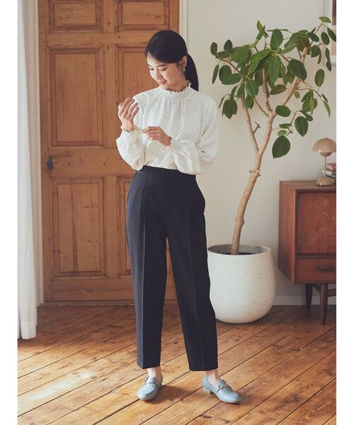 earth music&ecology（アースミュージックアンドエコロジー）の「シャーリングブラウス（シャツ/ブラウス・レディース・ライトピンク/サックスブルー/オフホワイト/ドット・FREE）」の9枚目の写真