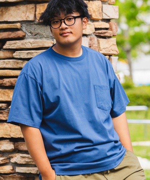 B&T CLUB(ビーティークラブ)の「大きいサイズ Tシャツ 半袖 ポケット付き ヘビーウェイト 無地 メンズ(Tシャツ/カットソー・メンズ・ブラック/ワイン/ブルー/ダークグリーン/ダークグレー/オレンジ/ネイビー/ホワイト/ダークブラウン/ベージュ/グレー/カーキ/ライトベージュ/サックスブルー・X1(3L~4L)/X2(4L~5L)/X4(8L~9L)/X3(6L~7L)/X5(9L~10L))」の22枚目の写真