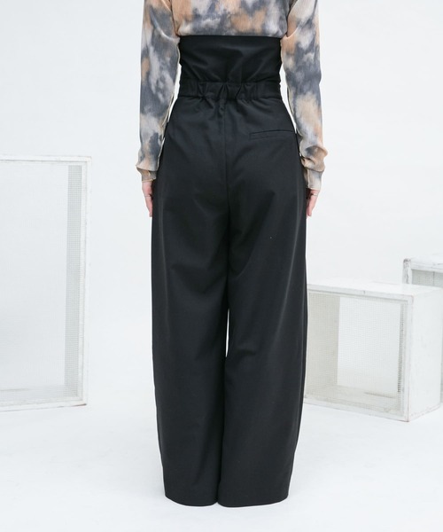 KBF（ケイビーエフ）の「WIDEベルトパンツ（その他パンツ・レディース・グレー/ブラック/ベージュ・38/36）」の21枚目の写真