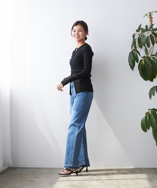 YANUK(ヤヌーク)の「ボーイズストレート"LEA"(デニムパンツ・レディース・ブルー・21inch/22inch/23inch/24inch/25inch/26inch/27inch)」の2枚目の写真