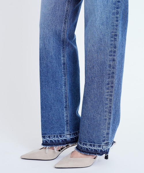 YANUK(ヤヌーク)の「ボーイズストレート"LEA"(デニムパンツ・レディース・ブルー・21inch/22inch/23inch/24inch/25inch/26inch/27inch)」の11枚目の写真