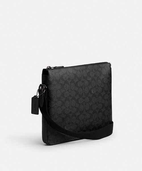 COACH（コーチ）の「ゴッサム ファイル バッグ・シグネチャー キャンバス（ショルダーバッグ・メンズ・ブラック系その他・ONE）」の4枚目の写真