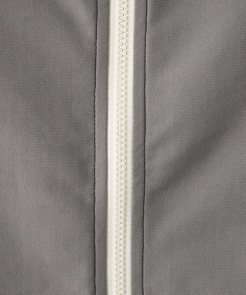 Speedo（スピード）の「【別注】＜SPEEDO＞ラッシュガード 120cm-130cm（ラッシュガード・キッズ・ダークグレー/ライトブルー・120cm/130cm）」の15枚目の写真