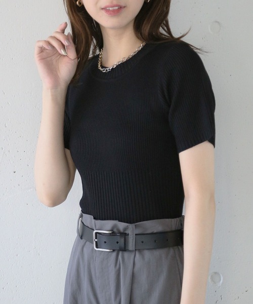 MAISON BREEZE reveur（メゾンブリーズレヴール）の「【MAISON BREEZE reveur】Ribbed short-sleeved knit リブ切替クルーネックハーフスリーブニット 半袖ニット（ニット/セーター・レディース・オフホワイト/レッド/ブラック・FREE）」の8枚目の写真