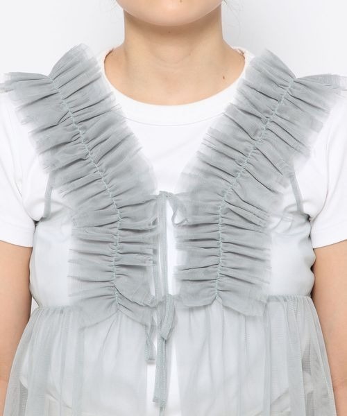mysty woman（ミスティウーマン）の「フリルチュールリボンチュニックベスト　121441（ベスト・レディース・ブラック/グレイッシュブルー/オフホワイト・FREE）」の13枚目の写真