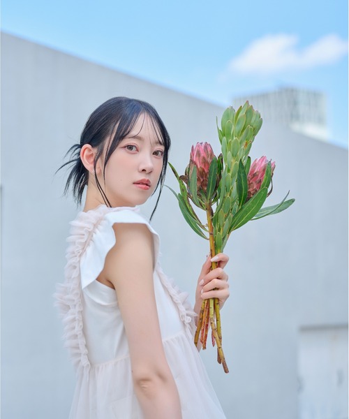 mysty woman（ミスティウーマン）の「フリルチュールリボンチュニックベスト　121441（ベスト・レディース・ブラック/グレイッシュブルー/オフホワイト・FREE）」の22枚目の写真