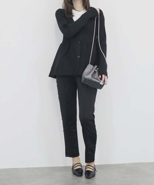 【新品未使用】SONO パールパンツ スリムテーパードパンツ 黒 セール】サイドパールテーパードパンツ アンクル丈 タイト