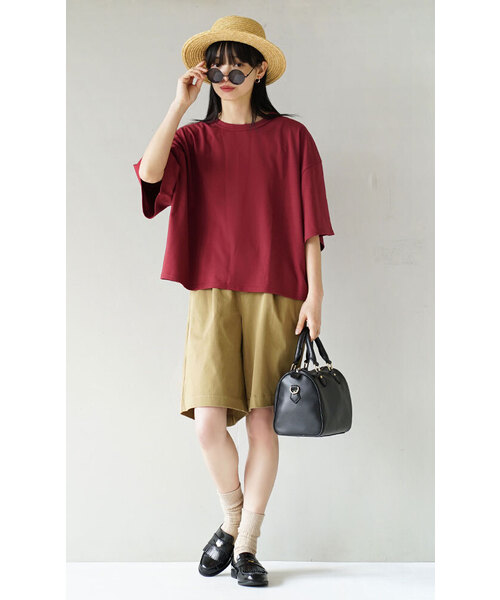 zootie(ズーティー)の「【トレンドスタイルと、ルーズさの両立。】 ゆったりワイド ショート丈Tシャツ(Tシャツ/カットソー・レディース・グレー/ブラック/ホワイト/レッド/ネイビー/ベージュ・フリー)」の14枚目の写真