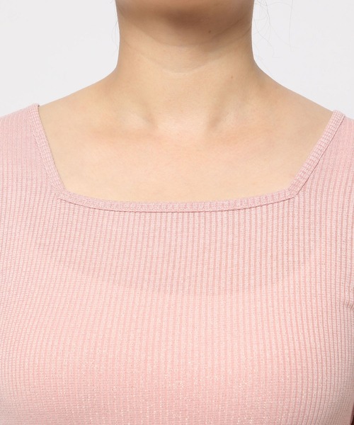 mysty woman（ミスティウーマン）の「ラメ2WAYインナープルオーバー　128890（Tシャツ/カットソー・レディース・ブラック/オフホワイト/ピンク・FREE）」の18枚目の写真