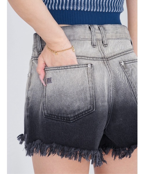 ダーリッチ  グラデーションダメージデニムショートパンツ  【S】 ダーリッチ Darich グラデーションダメージデニムショートパンツ