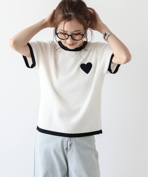 La-gemme(ラジェム)の「ハート刺繍リンガーサマーニット(ニット/セーター・レディース・ホワイト×ブラック/ブラック/ホワイト・フリー)」の1枚目の写真