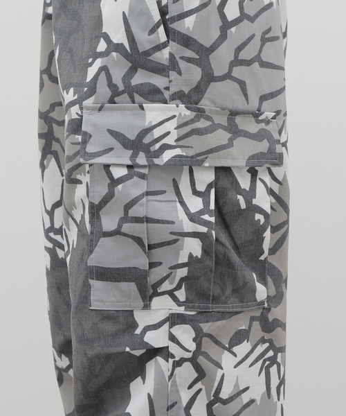 【セール】CAMOUFLAGE CARGO PANTS（カーゴパンツ）｜B.C STOCK（ベーセーストック）