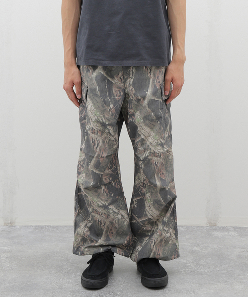 【セール】CAMOUFLAGE CARGO PANTS（カーゴパンツ）｜B.C STOCK（ベーセーストック）