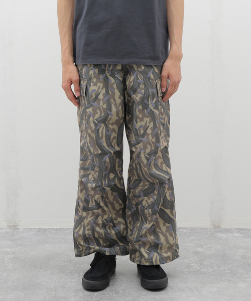 【セール】CAMOUFLAGE CARGO PANTS（カーゴパンツ）｜B.C STOCK（ベーセーストック）