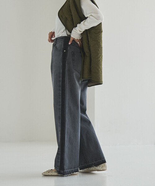coen（コーエン）の「【スタイルアップ叶う】サイドラインカットオフバギーデニムパンツ（デニムパンツ・レディース・ダークグレー/コバルトブルー/ライトブルー・S/L/M）」の11枚目の写真