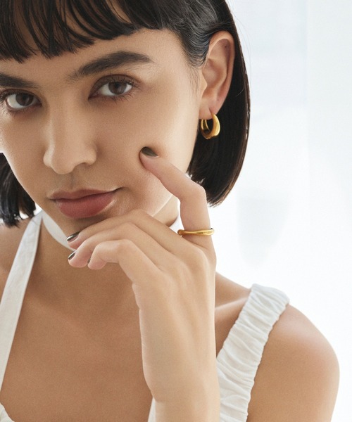 CENE（セネ）の「【CENE】セネ/トライアングルリング（リング・レディース・ゴールド/シルバー・9号/11号/13号）」の6枚目の写真