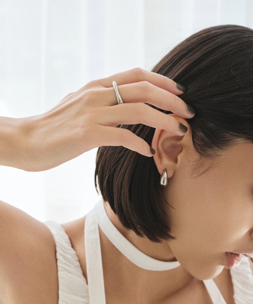 CENE（セネ）の「【CENE】セネ/トライアングルリング（リング・レディース・ゴールド/シルバー・9号/11号/13号）」の11枚目の写真