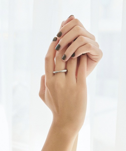 CENE（セネ）の「【CENE】セネ/トライアングルリング（リング・レディース・ゴールド/シルバー・9号/11号/13号）」の13枚目の写真