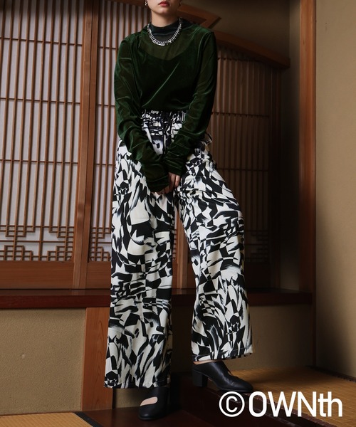 OWNth(オンス)の「ベルベットシアーギャザートップス(Tシャツ/カットソー・レディース・カーキ/ブラック・R/P)」の15枚目の写真