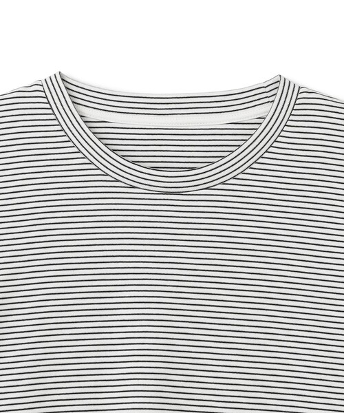 UNFILO(アンフィーロ)の「コットンスムース レイヤードインナー(Tシャツ/カットソー・レディース・ホワイト系/ブラック系1・X-LARGE/XX-LARGE)」の6枚目の写真