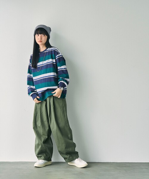 PENNEYS(ぺニーズ)の「PENNEYS(ぺニーズ)別注アソートロングスリーブTシャツ(Tシャツ/カットソー・レディース・ライトブルー/ダークグリーン/ダークグレー/オフホワイト/ナチュラル/マスタード・M/L)」の16枚目の写真