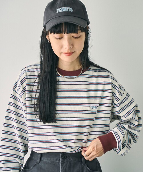 PENNEYS(ぺニーズ)の「PENNEYS(ぺニーズ)別注アソートロングスリーブTシャツ(Tシャツ/カットソー・レディース・ライトブルー/ダークグリーン/ダークグレー/オフホワイト/ナチュラル/マスタード・M/L)」の19枚目の写真