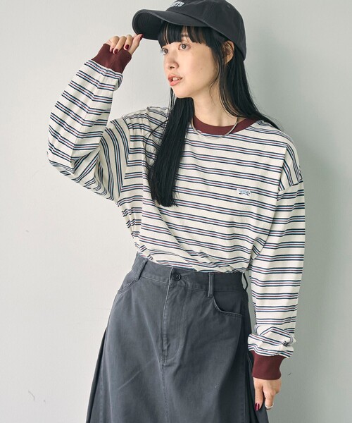PENNEYS(ぺニーズ)の「PENNEYS(ぺニーズ)別注アソートロングスリーブTシャツ(Tシャツ/カットソー・レディース・ライトブルー/ダークグリーン/ダークグレー/オフホワイト/ナチュラル/マスタード・M/L)」の20枚目の写真