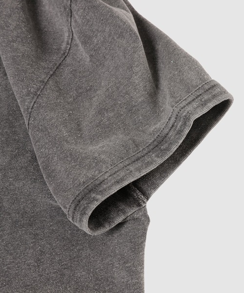 Acne Studios(アクネストゥディオズ)の「FN-UX-TSHI000104(Tシャツ/カットソー・レディース・グレー/グリーン・S)」の6枚目の写真