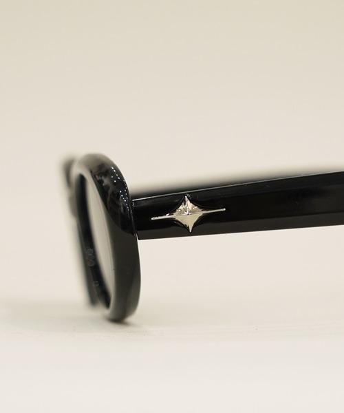 GLARE（グレア）の「【GLARE】サイド スター サングラス / Side Star Sunglasses（サングラス・レディース・ブラック・ONE SIZE）」の6枚目の写真